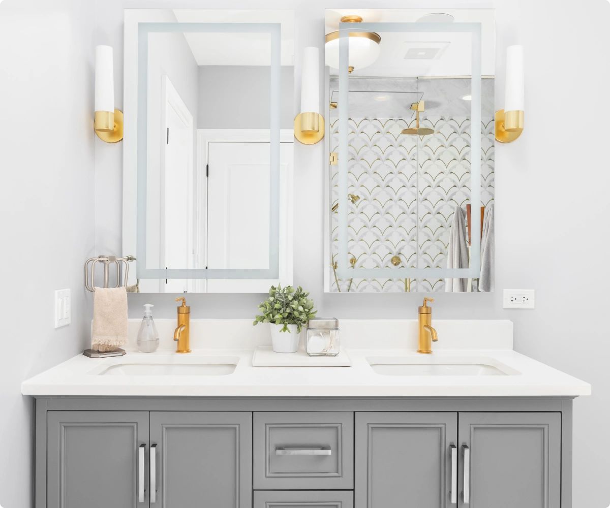 Sinks, Mirrors, and Vanity in Bathroom